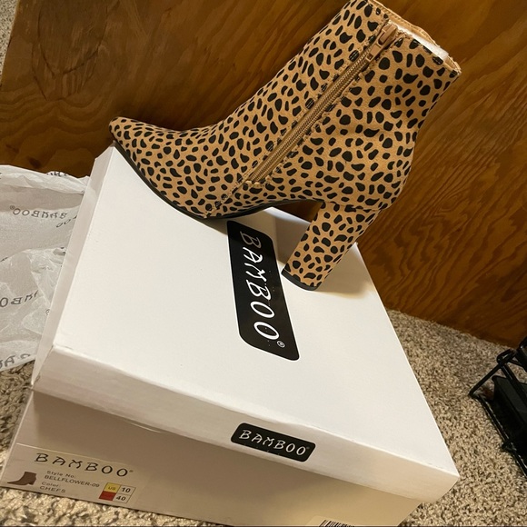 New Women’s Booties - Picture 4 of 10